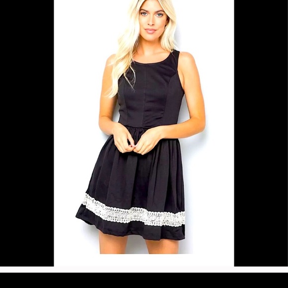 finn & clover Dresses & Skirts - 👗 New Finn & Clover Large Black Dress 👗